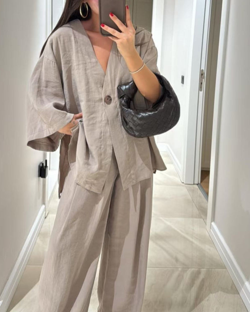 Conjunto casual con cuello en V
