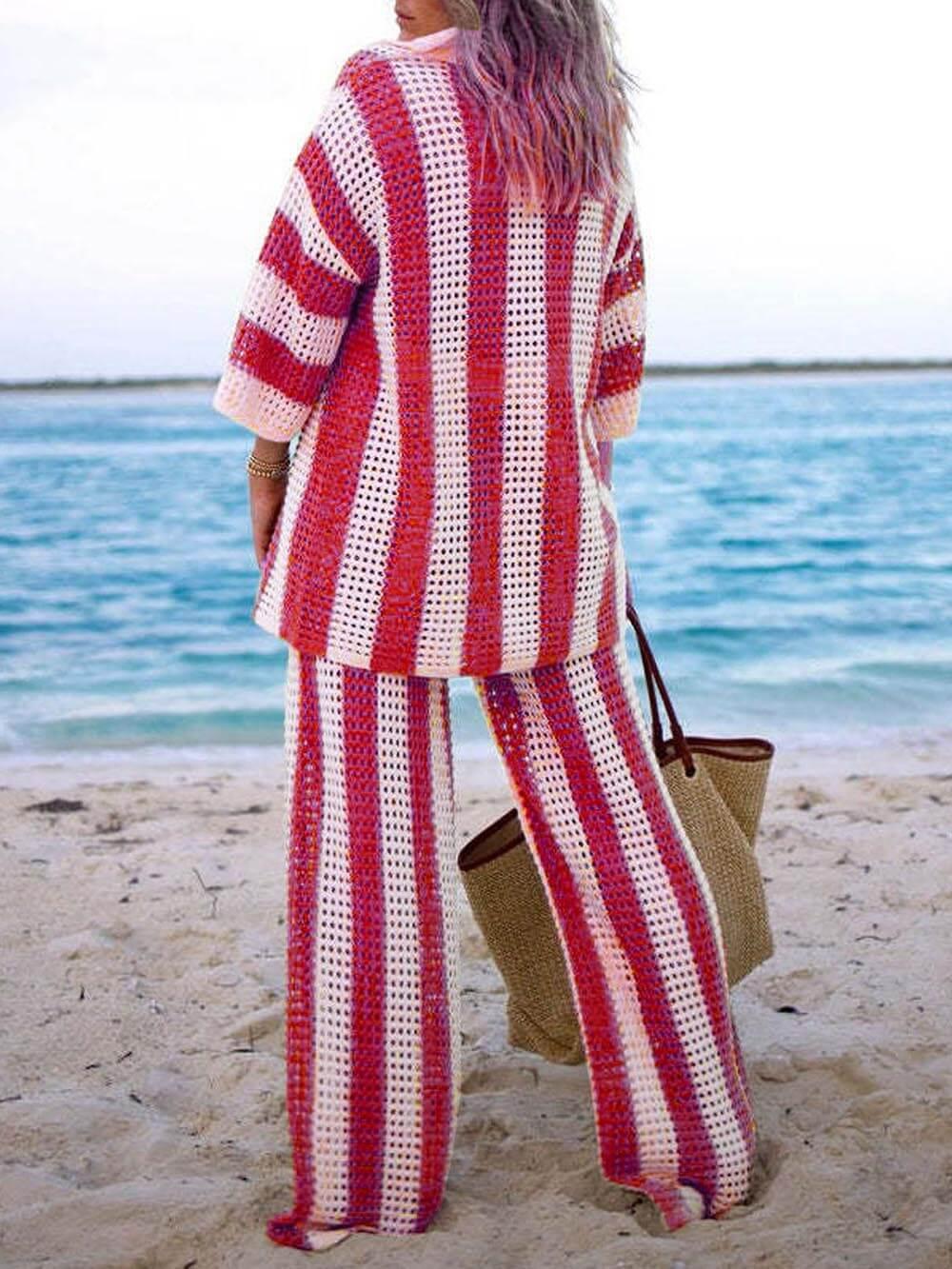 Conjunto a rayas con escote en V