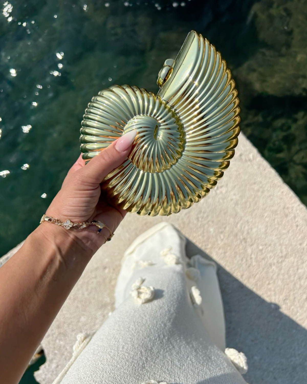 Bolso de mano Ariel Gold