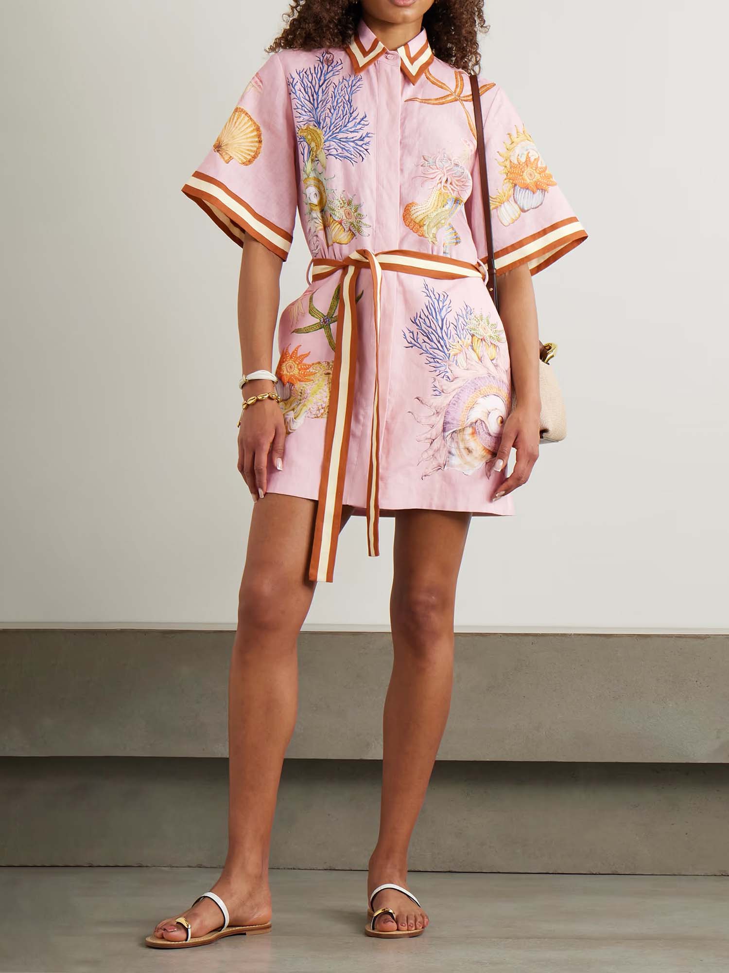 VESTIDO CAMISERO ESTAMPADO CON CINTURÓN