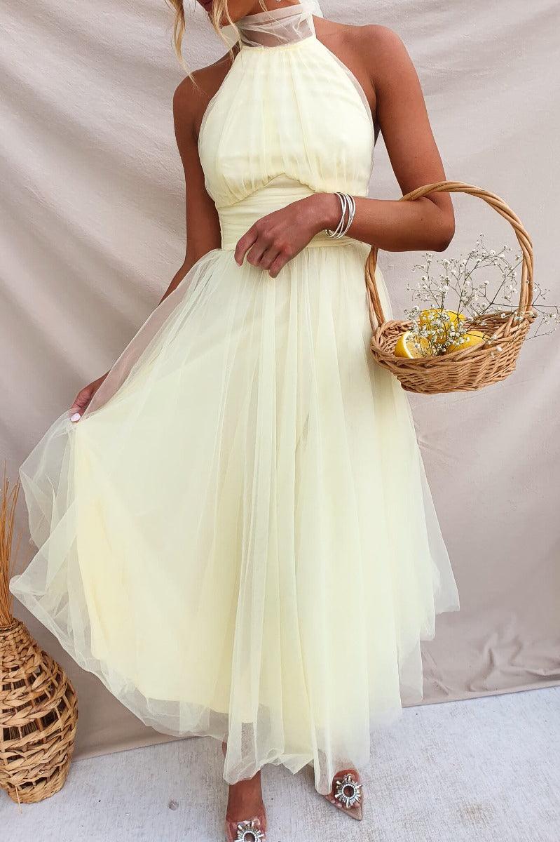 Vestido largo con cuello halter