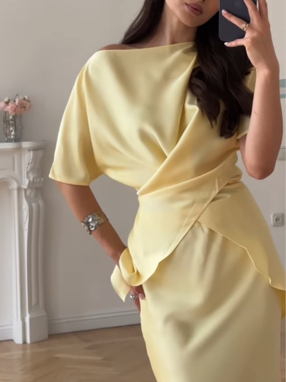 Conjunto on lazo y hombros descubiertos