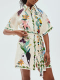VESTIDO CAMISERO CON ESTAMPADO FLORAL Y LAZO EN LA CINTURA