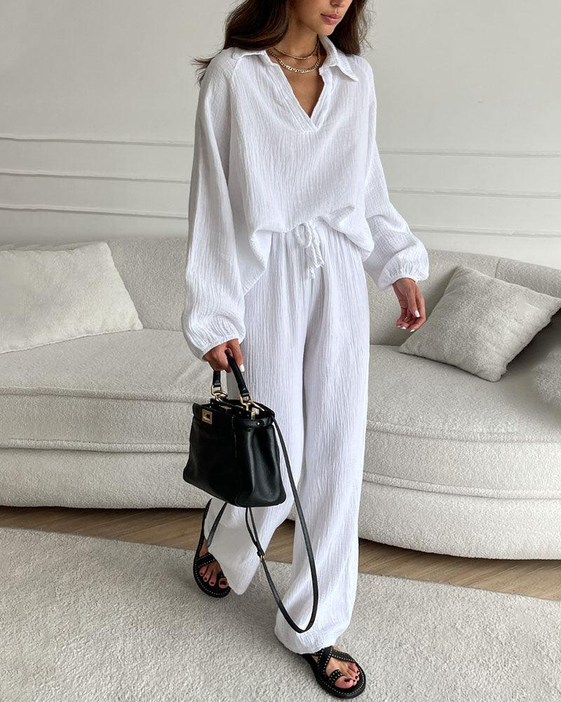 Conjunto con escote en V