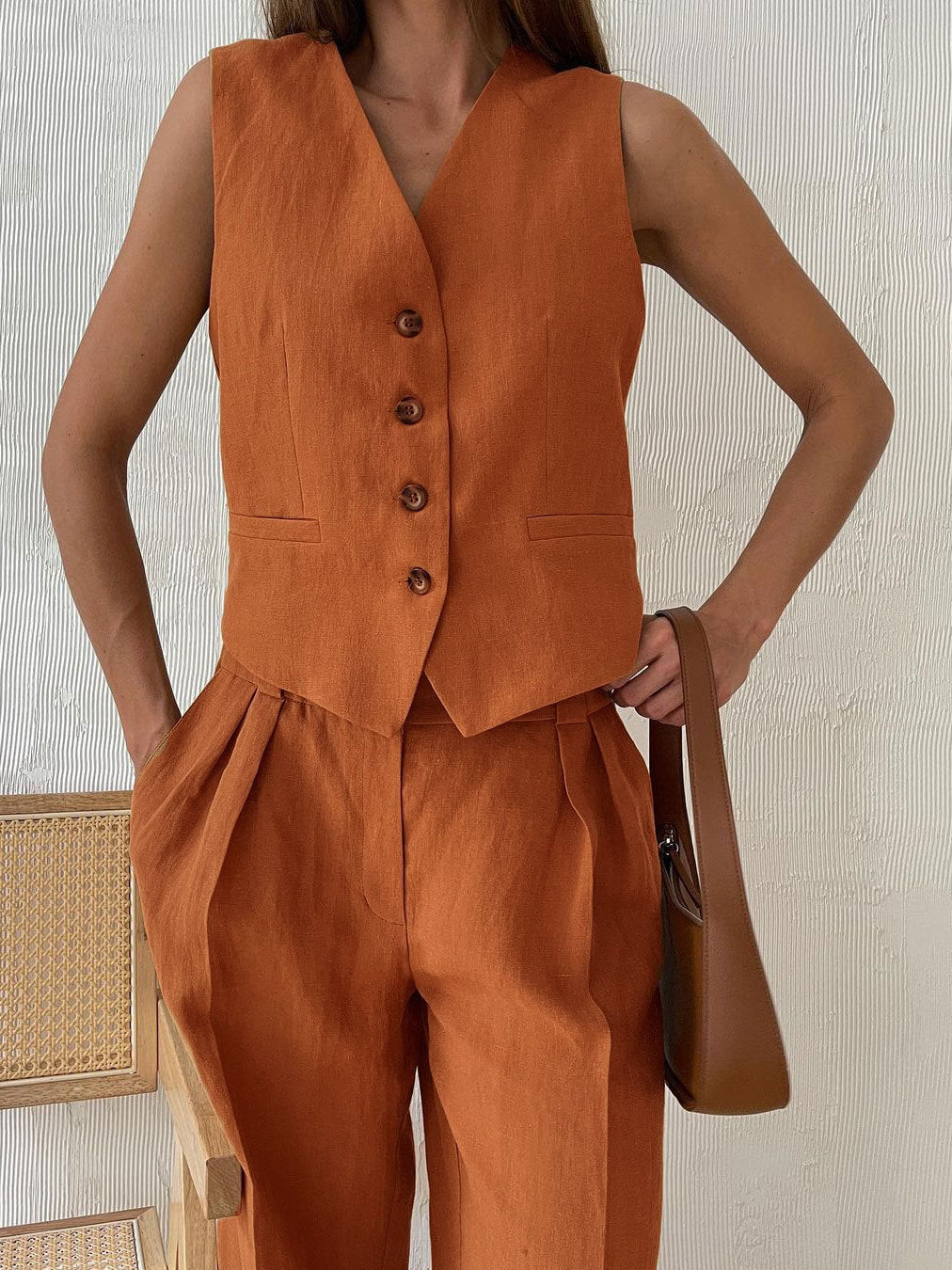 Conjunto tipo lino plisado con cuello en V