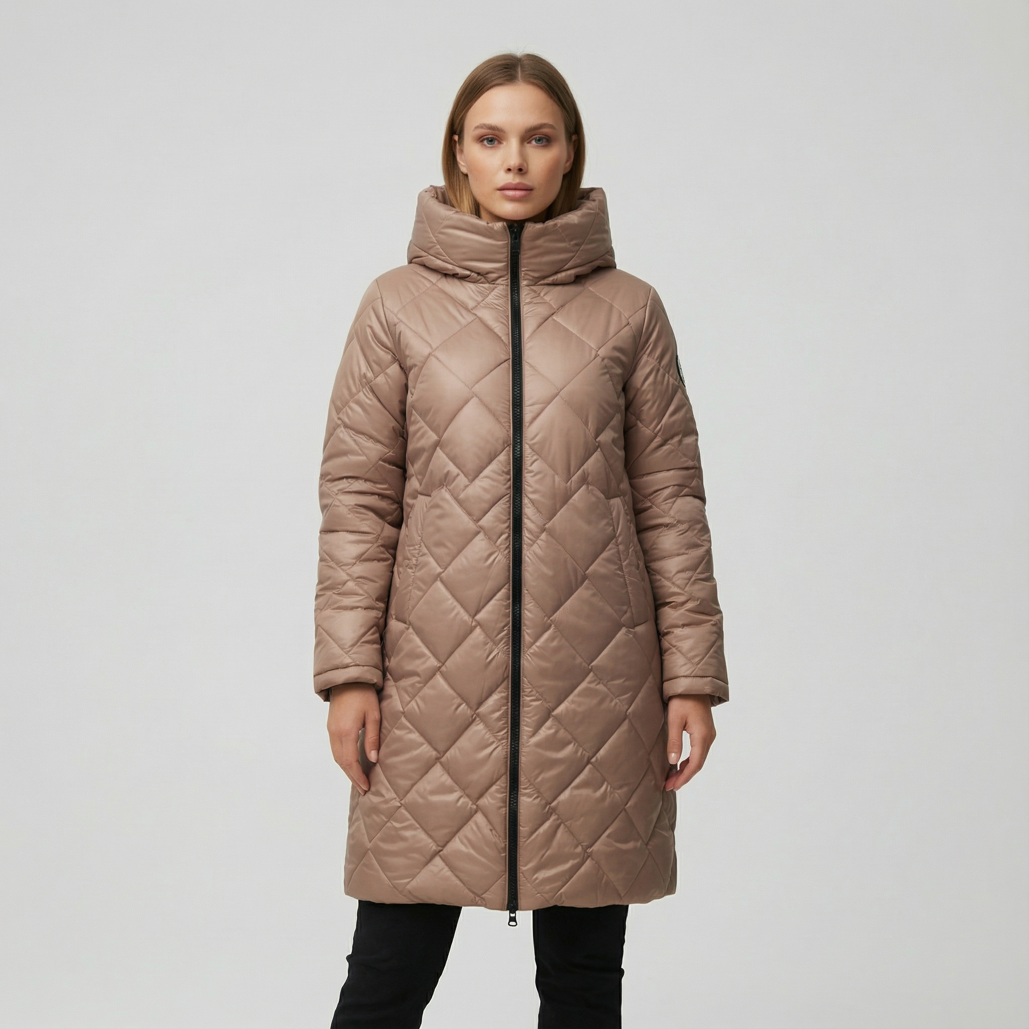 Abrigo con capucha