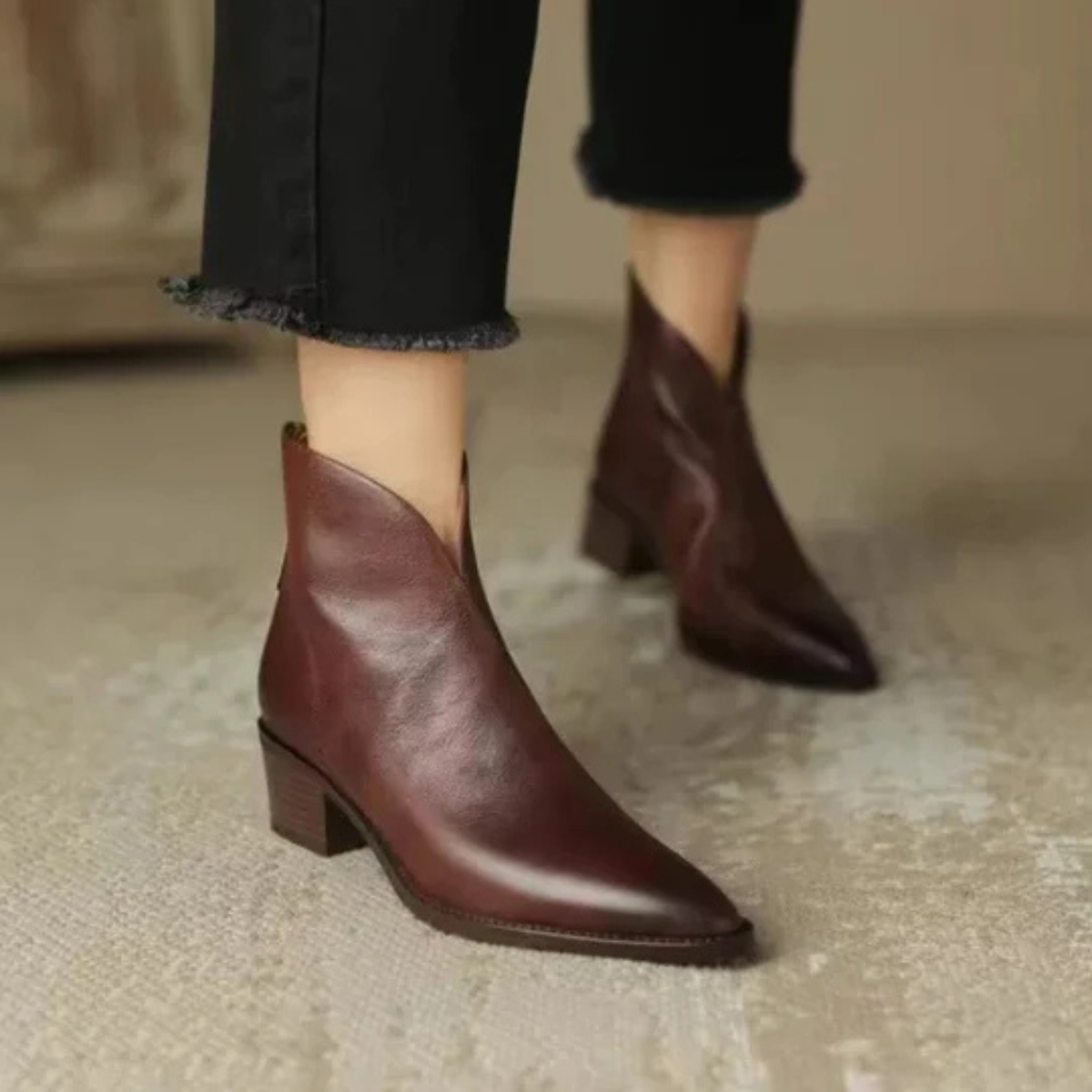 Botines con tacón bajo