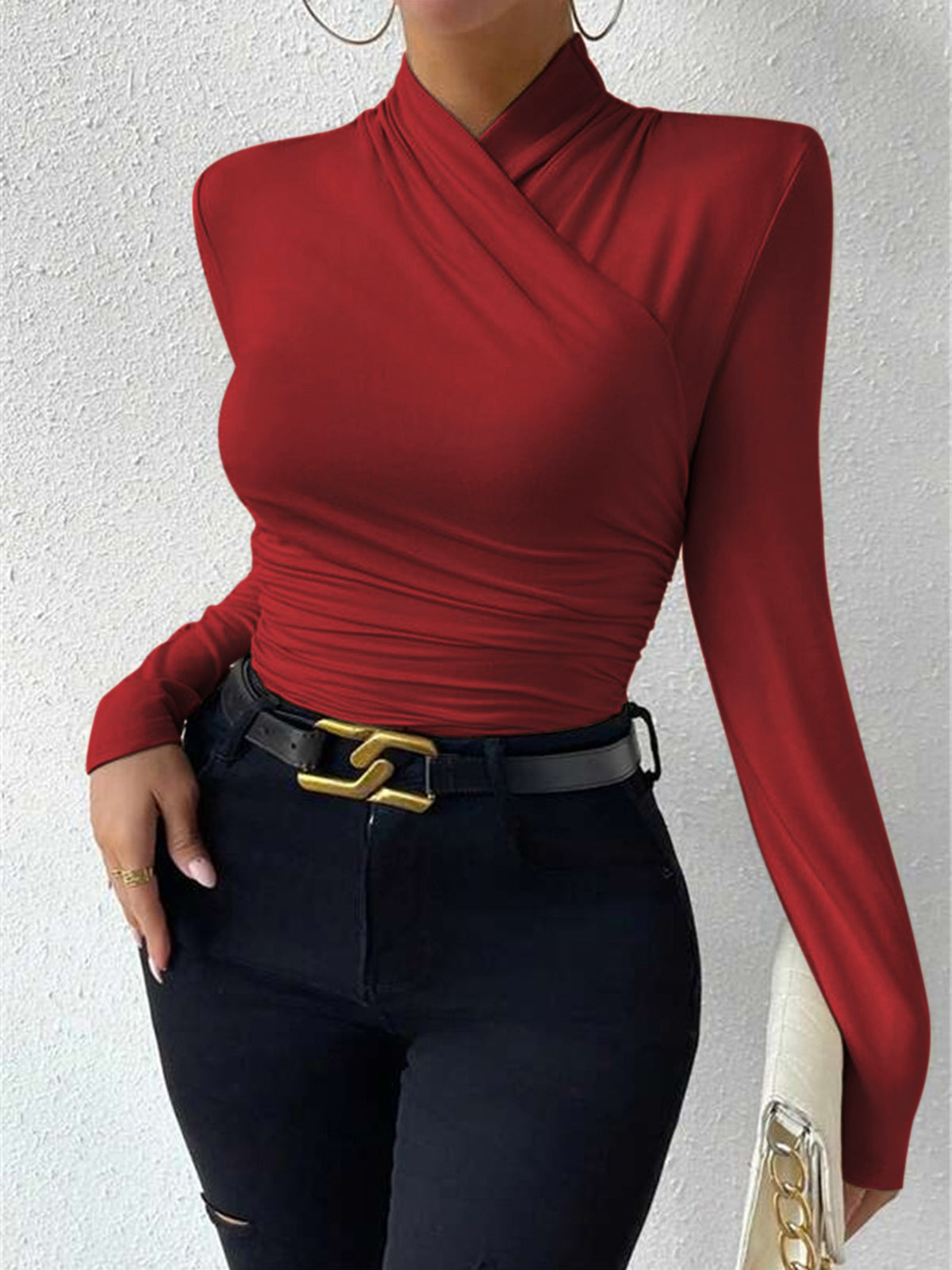 CAMISETA CRUZADA CON CUELLO PLISADO