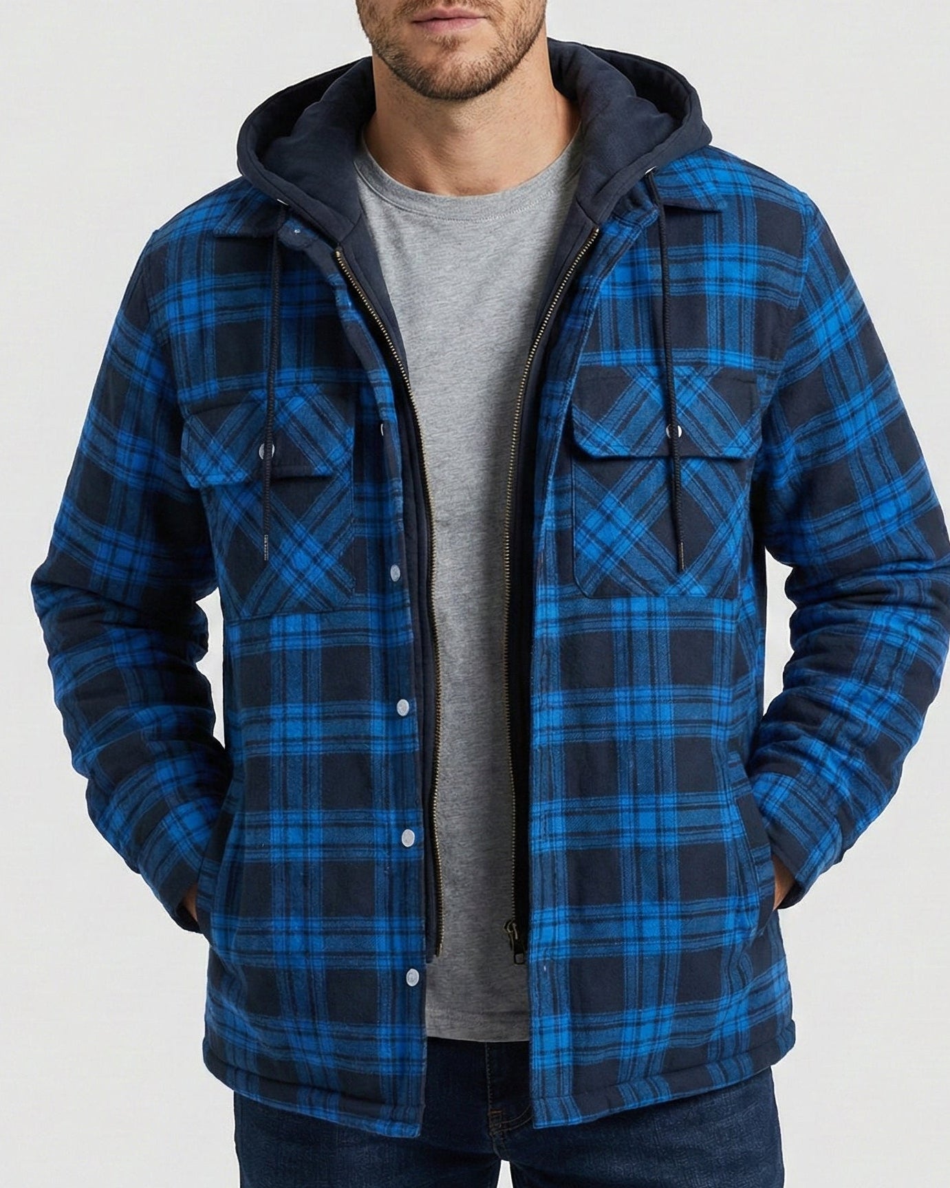 Chaqueta cálida con capucha