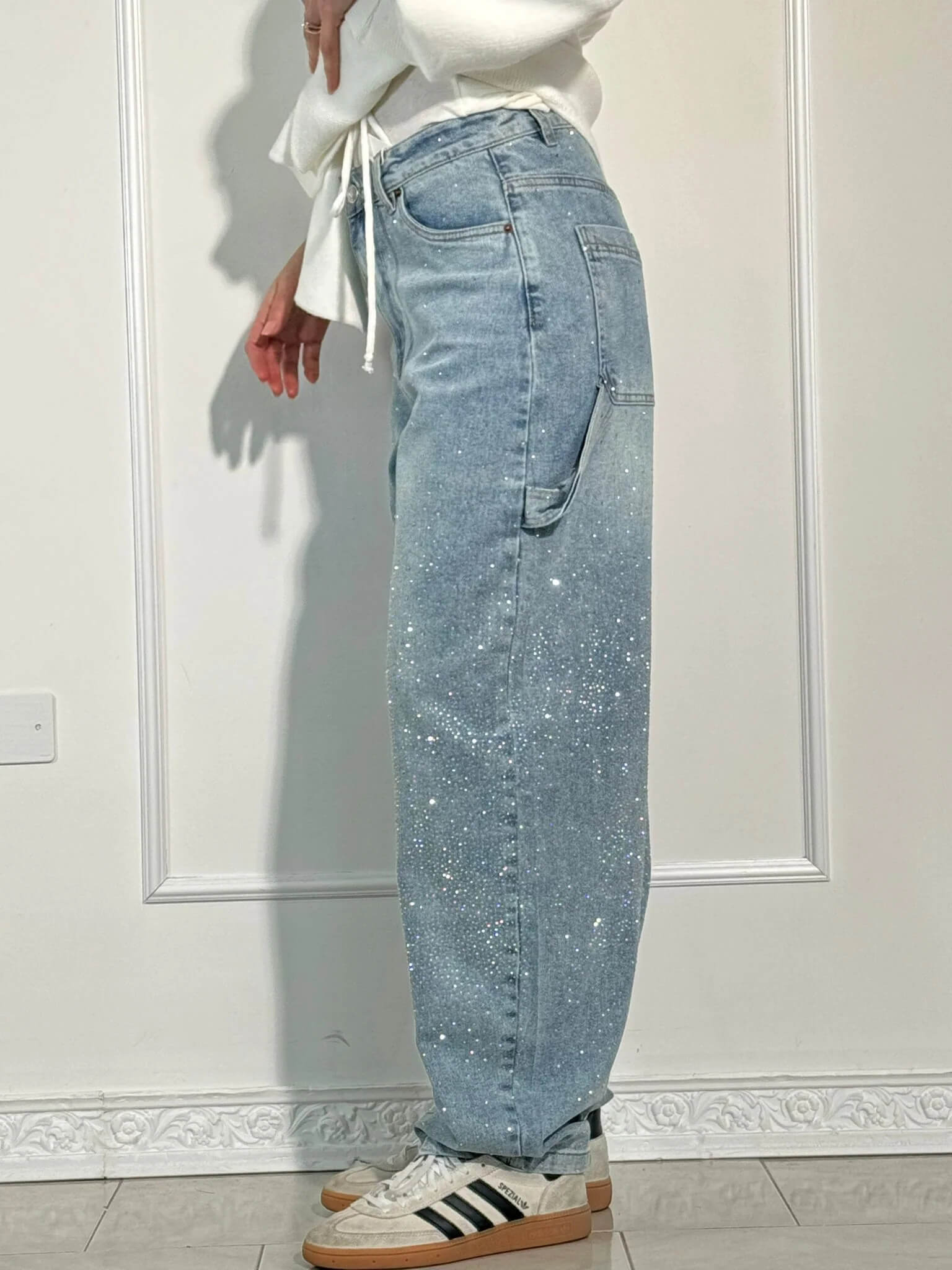 JEANS BALLOON CON EFECTO BRILLO