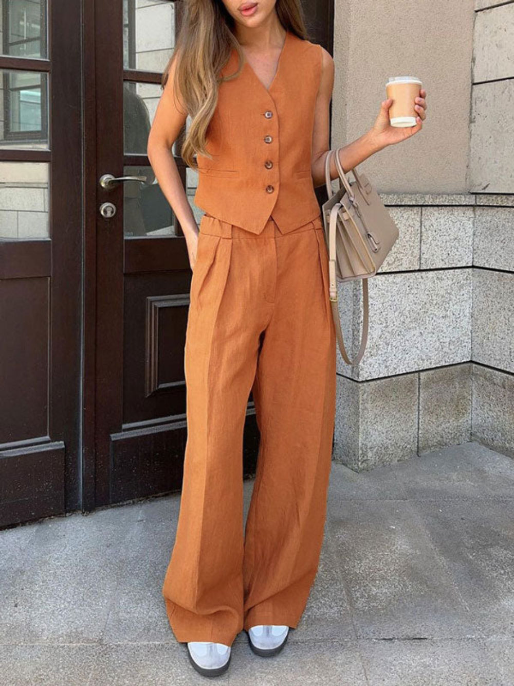 Conjunto tipo lino plisado con cuello en V
