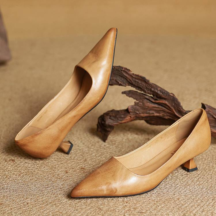 Tacones de cuero