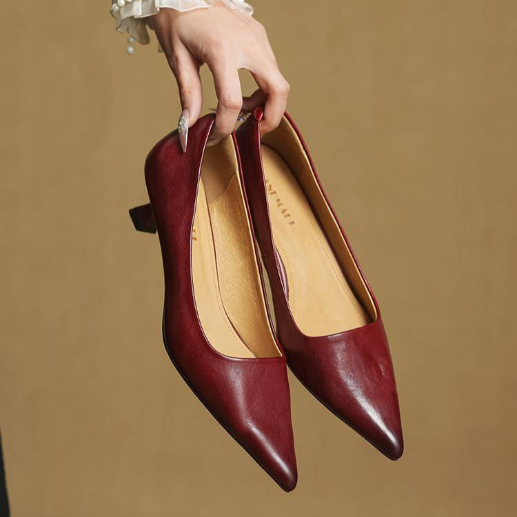 Tacones de cuero