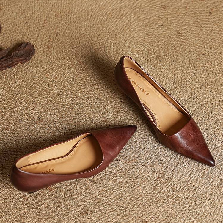 Tacones de cuero
