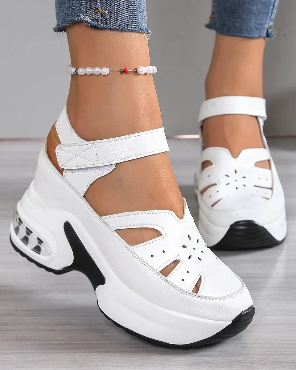 Sandalias de punta cerrada