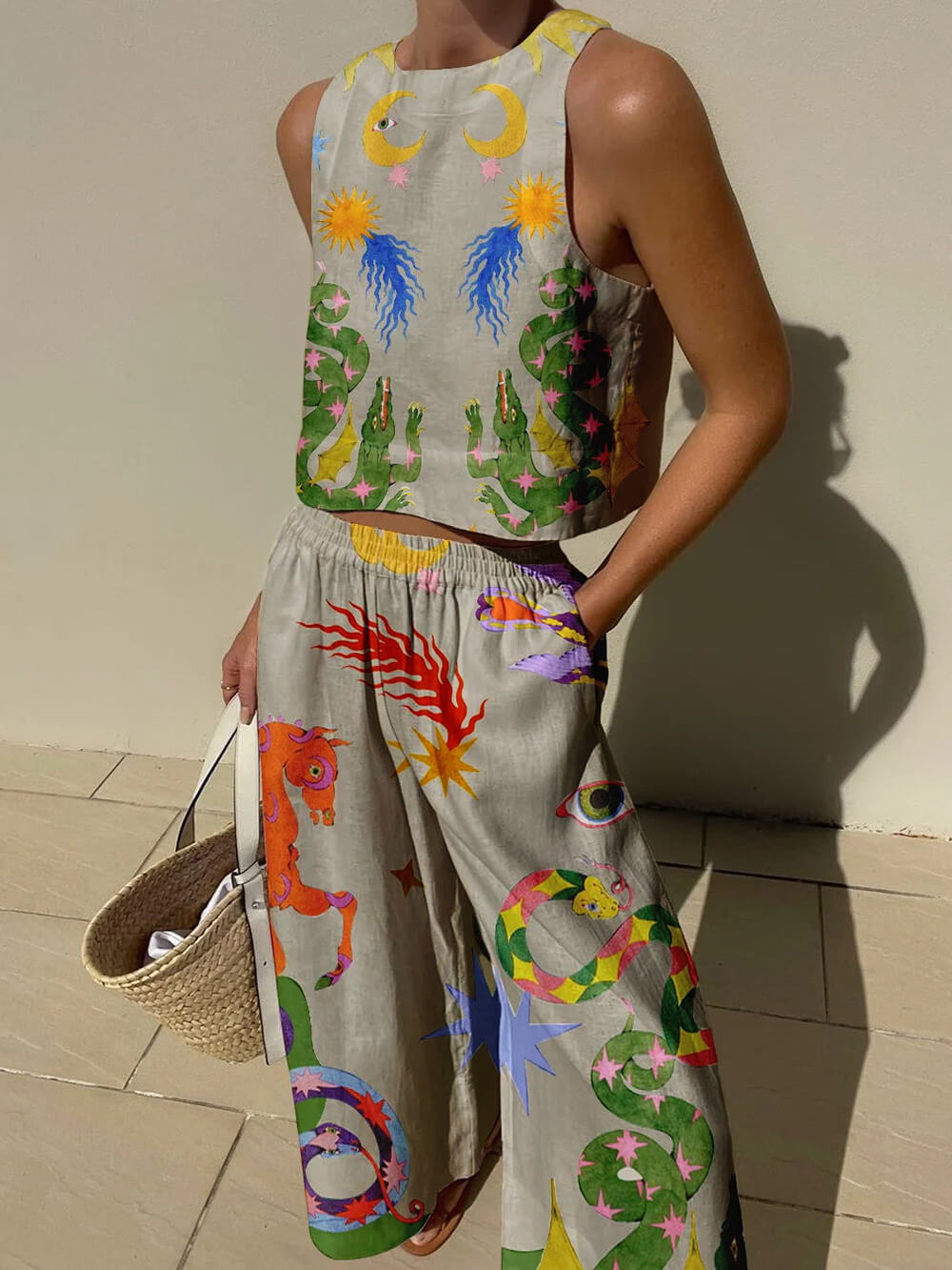Conjunto con estampado y cintura elástica