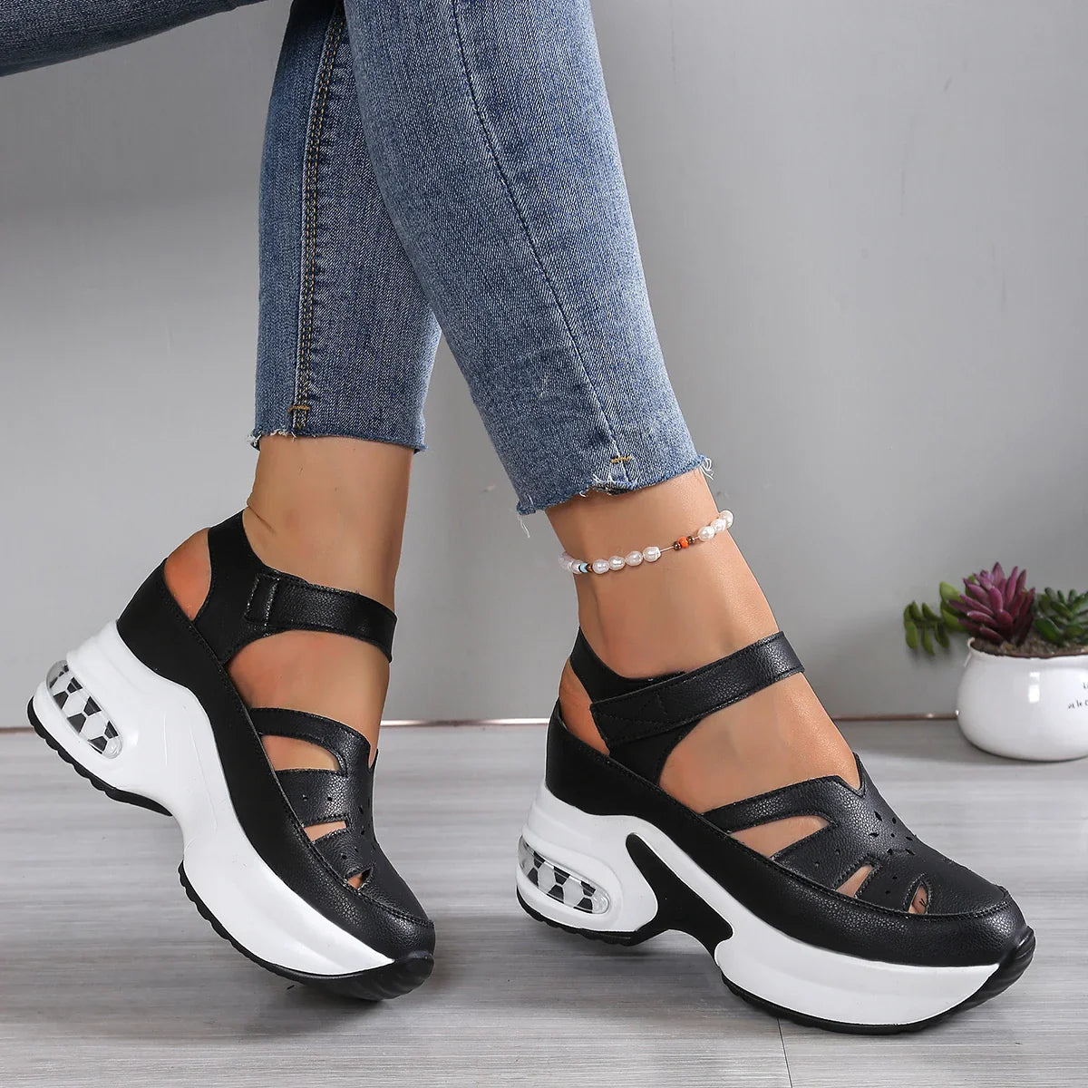 Sandalias de punta cerrada