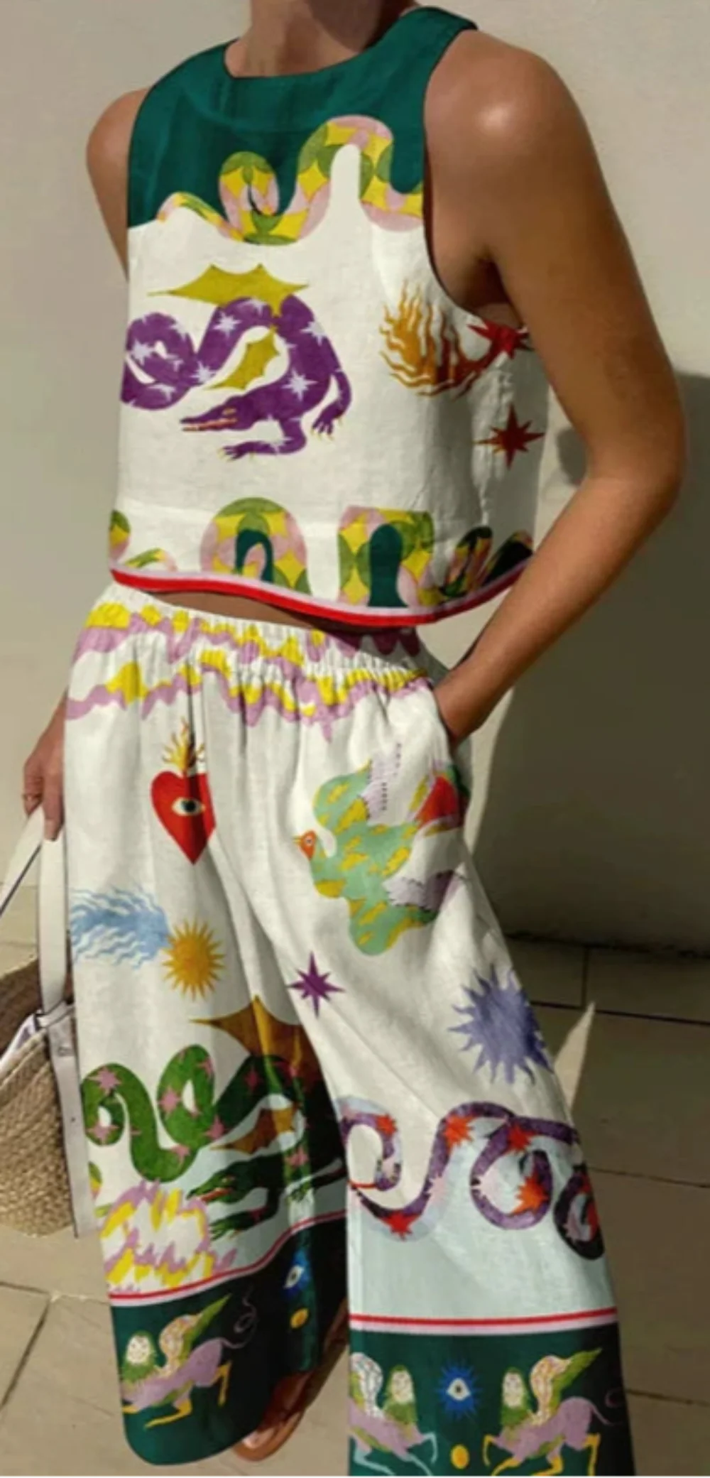 Conjunto con estampado y cintura elástica