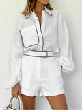 Conjunto en contraste blanco y negro