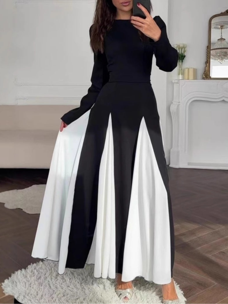 Vestido con cuello redondo y cintura marcada
