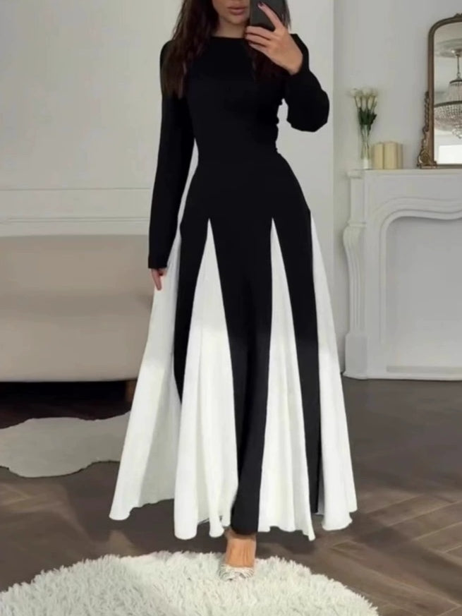 Vestido con cuello redondo y cintura marcada