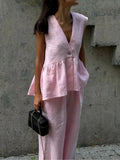 Conjunto con volantes y cuello en V