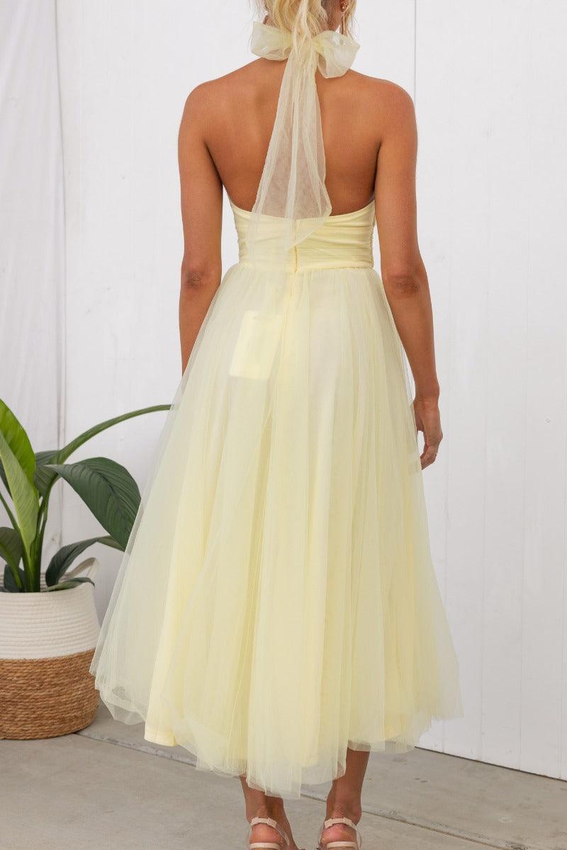Vestido largo con cuello halter