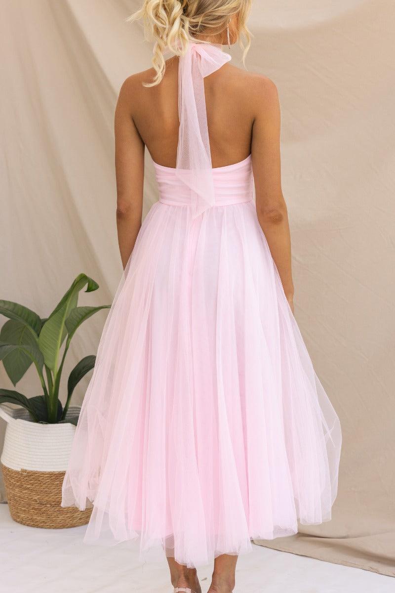 Vestido largo con cuello halter