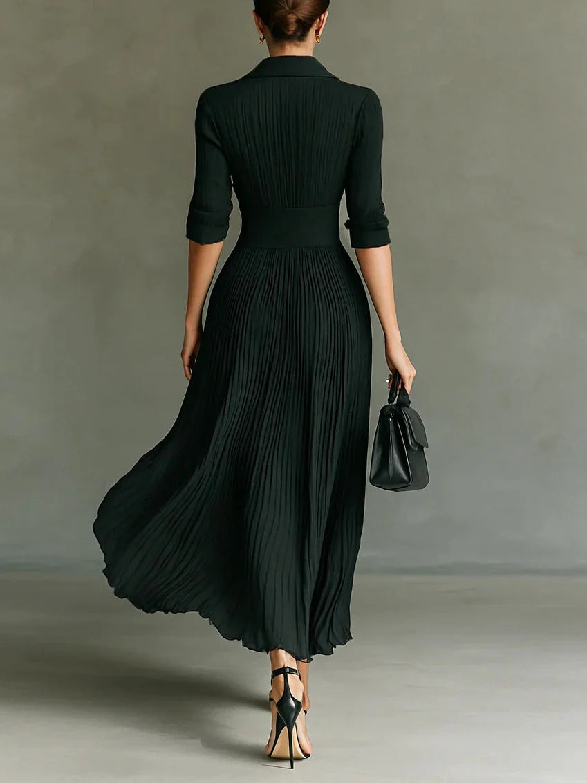 VESTIDO MIDI PLISADO CON CINTURA MARCADA