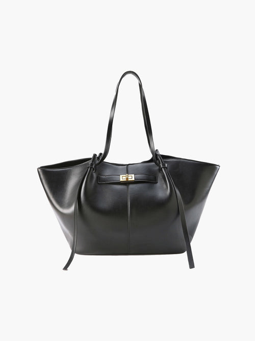 BOLSO SHOPPER ESTRUCTURADO CON DETALLE METÁLICO