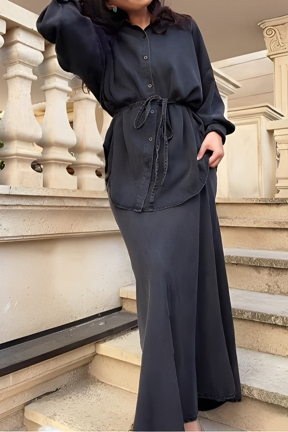 Conjunto con cordón ajustable