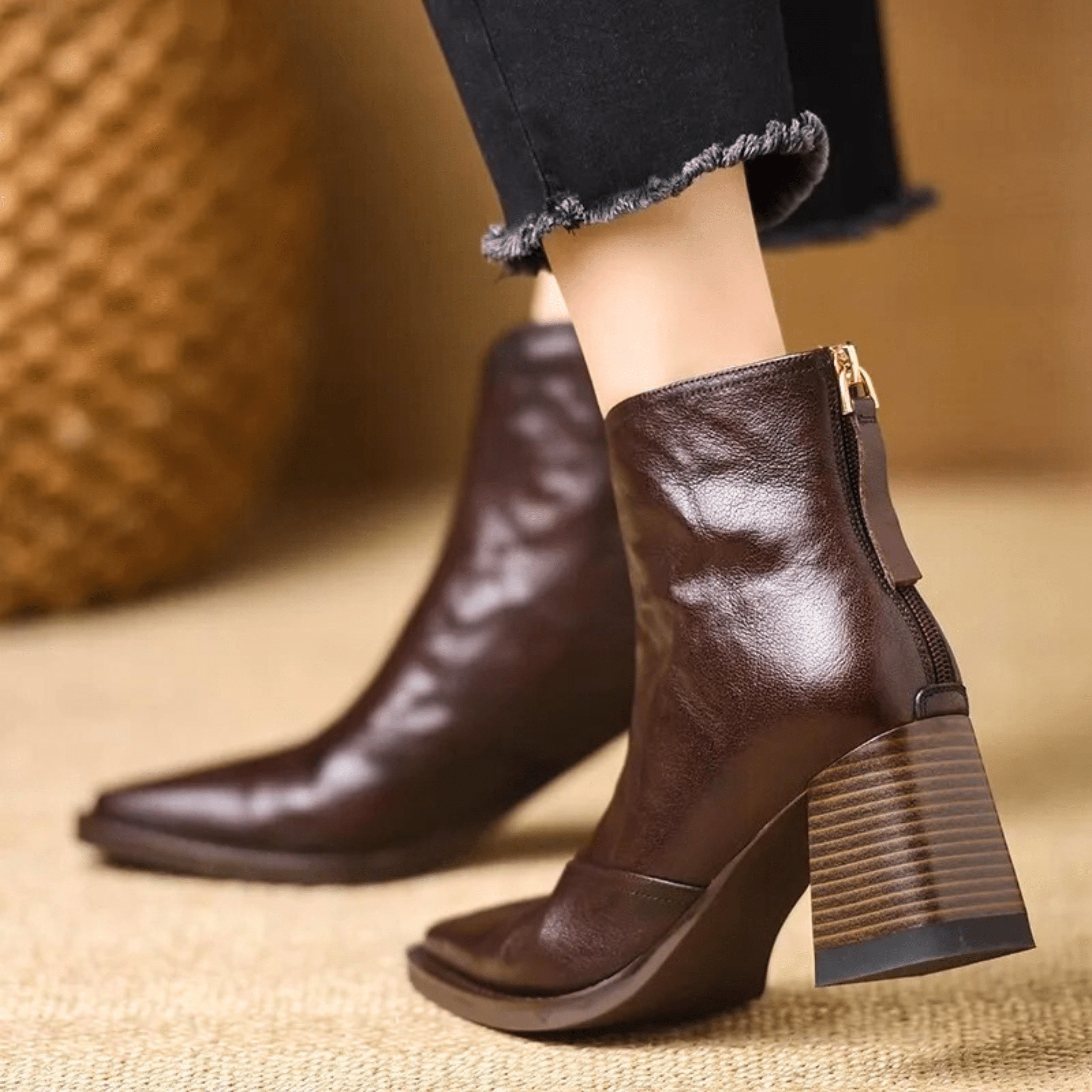 Botines con tacón medio